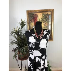 Tiana B Midi Dress Women's Size 10 Black White Floral Fit Flare Sleeveless